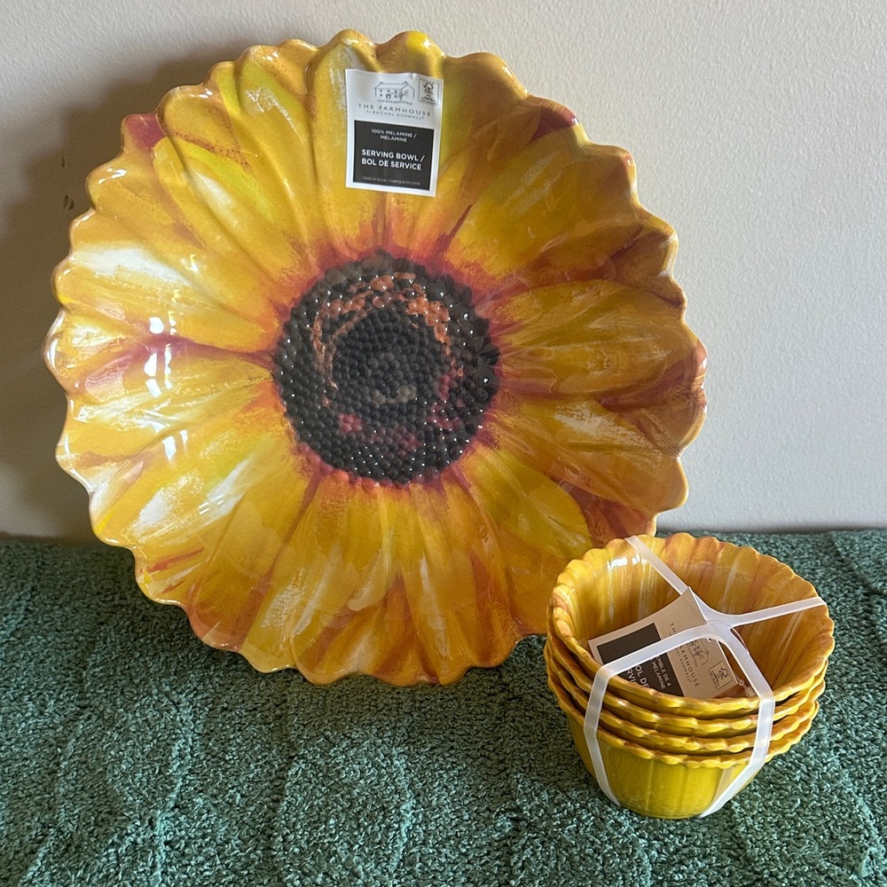 The Farmhouse by Rachel Ashwell Sunflower 🌻 Melamine Bowl Serving Bowls NEW!